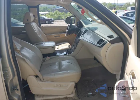 2007 Cadillac Escalade Ext Standard from USA, damaged, VIN 3GYFK62817G262085